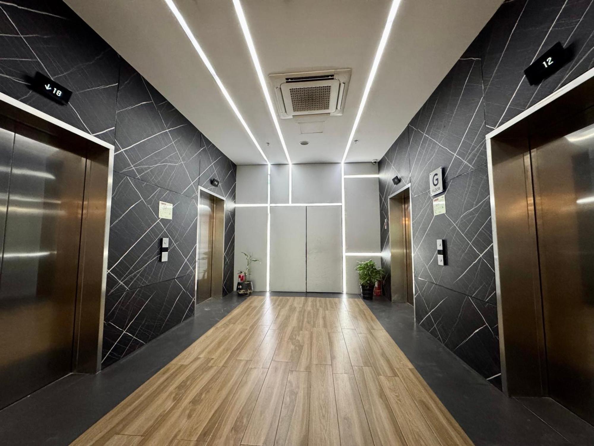 Ama Tower Residences, 8Th Flr, Near Dmw And Sm Megamall Mandaluyong Eksteriør bilde